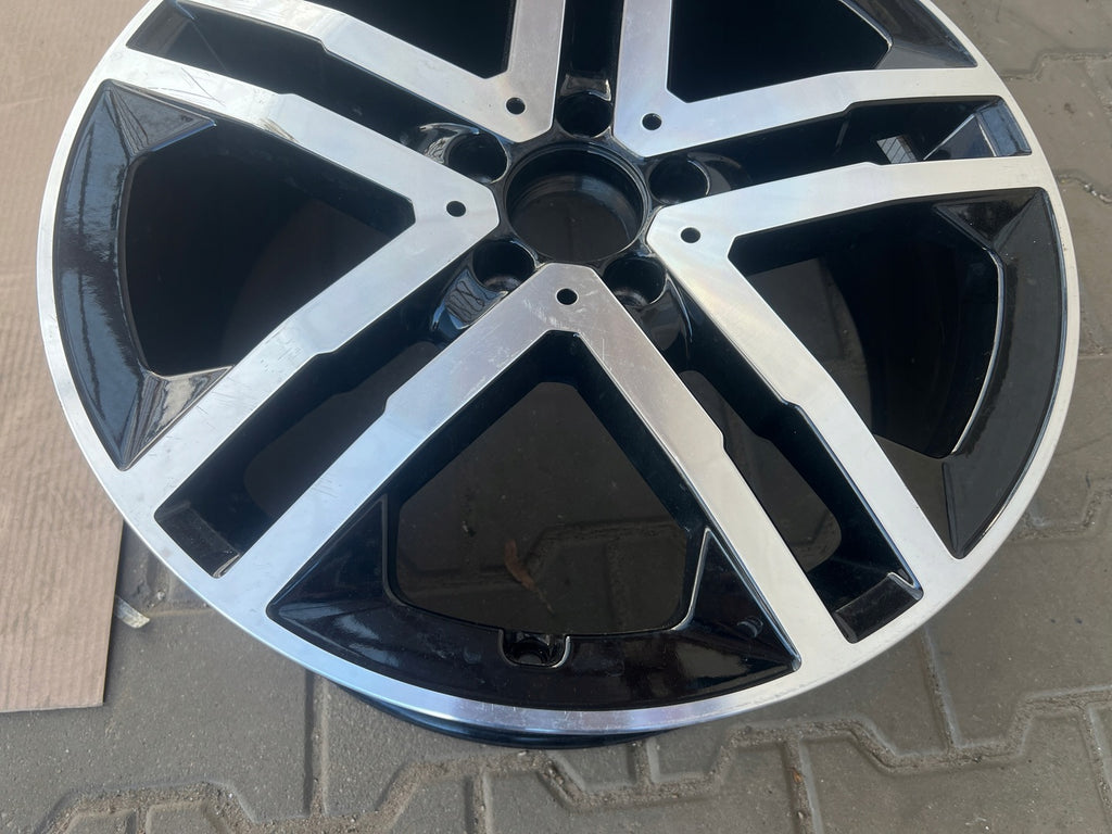 1x Alufelge 19 Zoll 7.5" 5x112 53ET Glanz Schwarz A2474013900 Mercedes-Benz W247