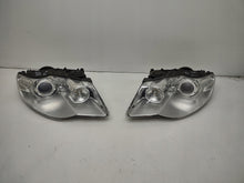 Laden Sie das Bild in den Galerie-Viewer, Frontscheinwerfer VW Touareg 7L6941031C 7L6941032C 7L6941329B Xenon Ein Satz SCH3091742773dn
