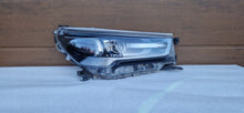 Laden Sie das Bild in den Galerie-Viewer, Frontscheinwerfer Toyota Hilux VIII Full LED Rechts Scheinwerfer Headlight SCH5034209227qs