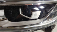 Laden Sie das Bild in den Galerie-Viewer, Frontscheinwerfer Renault Kadjar 260603525R Links Scheinwerfer Headlight SCH2402316196nx