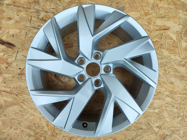 1x Alufelge 18 Zoll 7.0" 5x112 43ET Silber 5NN601025P VW Tiguan Rim Wheel FEL6703339439iv