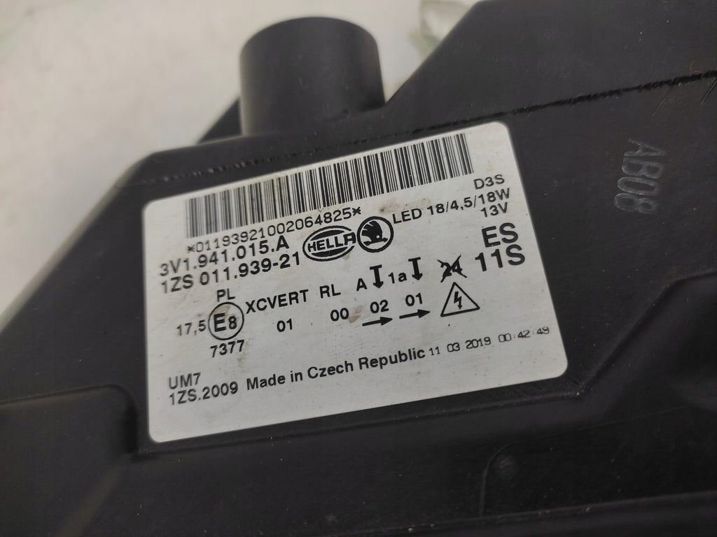 Frontscheinwerfer Skoda Superb III 3V1941015A Bi-Xenon Links Headlight