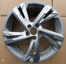 Load image into Gallery viewer, 1x Alufelge 17 Zoll 6.5" 5x100 39ET Glanz Graphit 2G7601025E VW T-Cross FEL3261998615ph