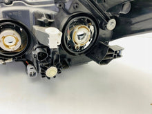 Laden Sie das Bild in den Galerie-Viewer, Frontscheinwerfer Toyota Corolla 8111002L50 Rechts Scheinwerfer Headlight SCH7257696449vp