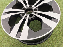 Load image into Gallery viewer, 1x Alufelge 18 Zoll 7.5" 5x112 53ET A2474012900 Mercedes-Benz Glb X247 Rim Wheel FEL3958387370vl