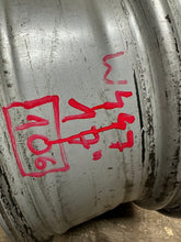 Load image into Gallery viewer, 1x Alufelge 17 Zoll 7.0&quot; 5x112 52ET A4474012200 Mercedes-Benz W447 Rim Wheel