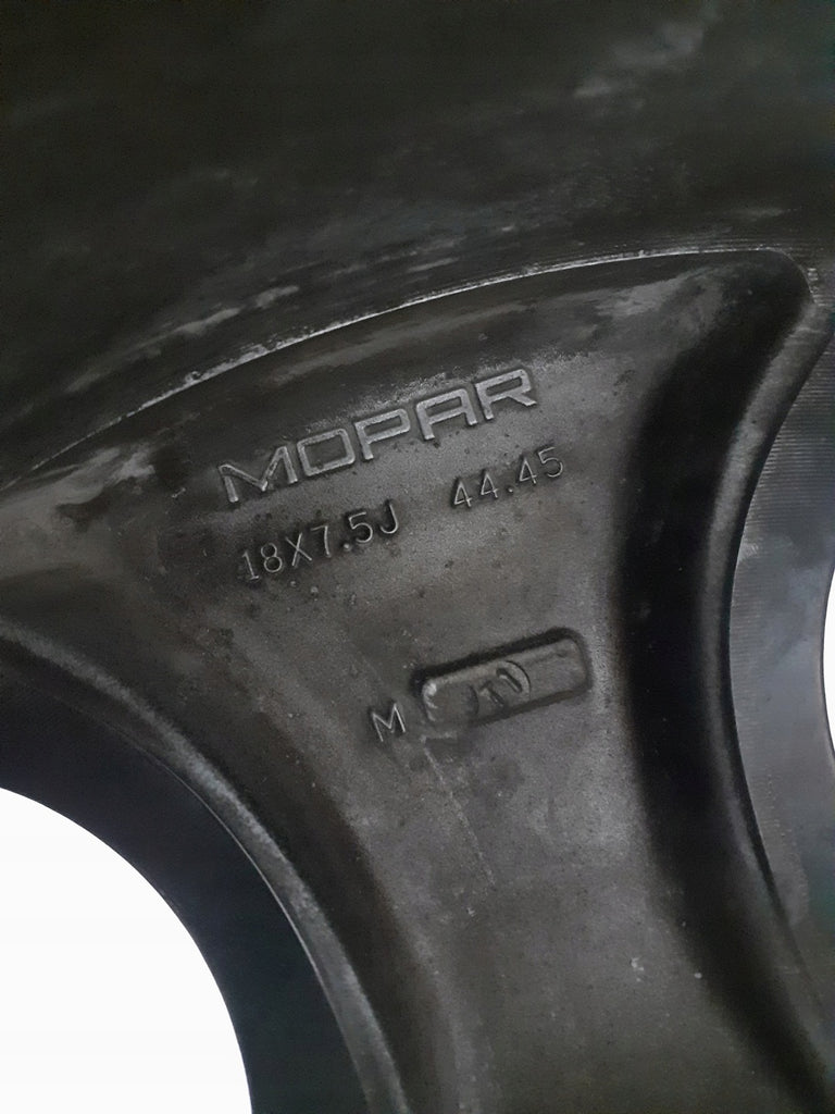 1x Alufelge 18 Zoll 7.5" 5x127 Jeep Wrangler Jk Rim Wheel FEL3761573723hc