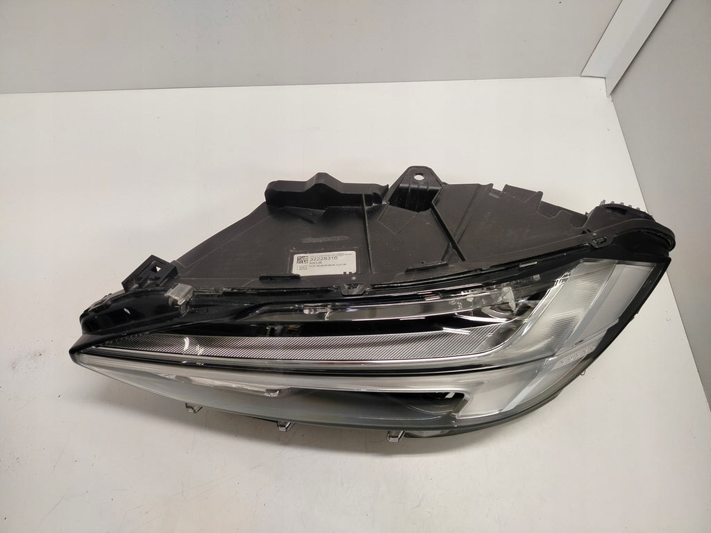 Frontscheinwerfer Volvo S90 V90 32228316 LED Links Scheinwerfer Headlight SCH1771104977oe