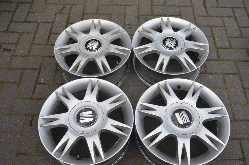 4x Alufelge 15 Zoll 6.0" 5x100 43ET Seat Ibiza Polo Rim Wheel FEL4520043095zw