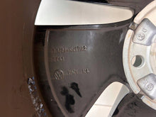 Laden Sie das Bild in den Galerie-Viewer, 1x Alufelge 17 Zoll 5x112 3J0601025B VW Passat Rim Wheel FEL1561429156dr