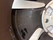 Laden Sie das Bild in den Galerie-Viewer, 1x Alufelge 17 Zoll 5x112 3J0601025B VW Passat Rim Wheel FEL1561429156dr