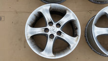 Laden Sie das Bild in den Galerie-Viewer, 1x Alufelge 17 Zoll 7.0&quot; 5x114.3 Mitsubishi Rim Wheel