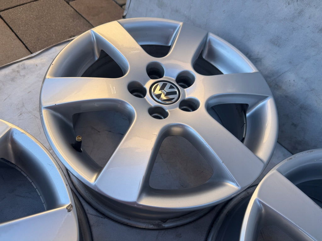 4x Alufelge 15 Zoll 6.0" 5x100 43ET Silber 6Q0601025R VW Rim Wheel FEL8251991291cs