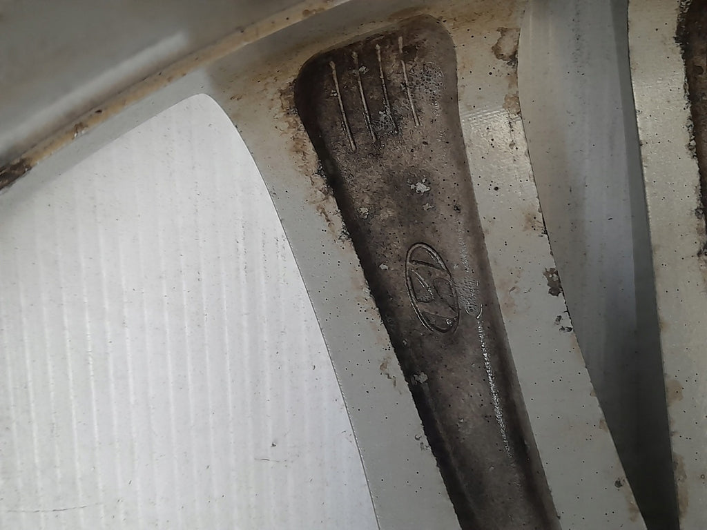 1x Alufelge 18 Zoll 7.0" 5x114.3 529102B385 Hyundai Rim Wheel