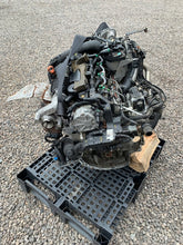 Load image into Gallery viewer, Motor Citroën C4 Picasso II 9H06 1.6 EHDI 139TKm 2013 Diesel Engine Komplett MOT7198203315uf