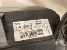 Load image into Gallery viewer, Frontscheinwerfer Citroën Berlingo 9806306180 Links Scheinwerfer Headlight