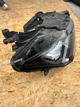 Load image into Gallery viewer, Frontscheinwerfer Peugeot 308 I 9851673580 Rechts Scheinwerfer Headlight SCH1111053835jj