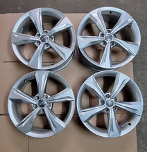 Load image into Gallery viewer, 4x Alufelge 19 Zoll 7.0" 5x112 34ET Glanz Schwarz 80A601025K Audi Rim Wheel FEL4455296124ek