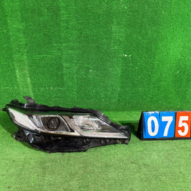 Frontscheinwerfer Toyota Camry 81110-33A20NR757 Rechts Scheinwerfer Headlight SCH2547559852kz