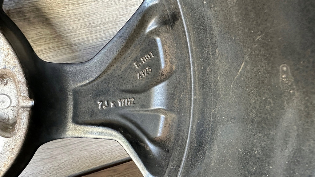 1x Alufelge 17 Zoll 7.0" 5x114.3 53ET 52910-J7400 Kia Rim Wheel