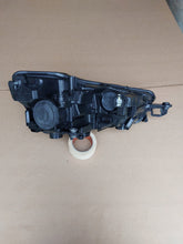 Laden Sie das Bild in den Galerie-Viewer, Frontscheinwerfer Skoda Scala 657941015 LED Links Scheinwerfer Headlight SCH3621542919rk