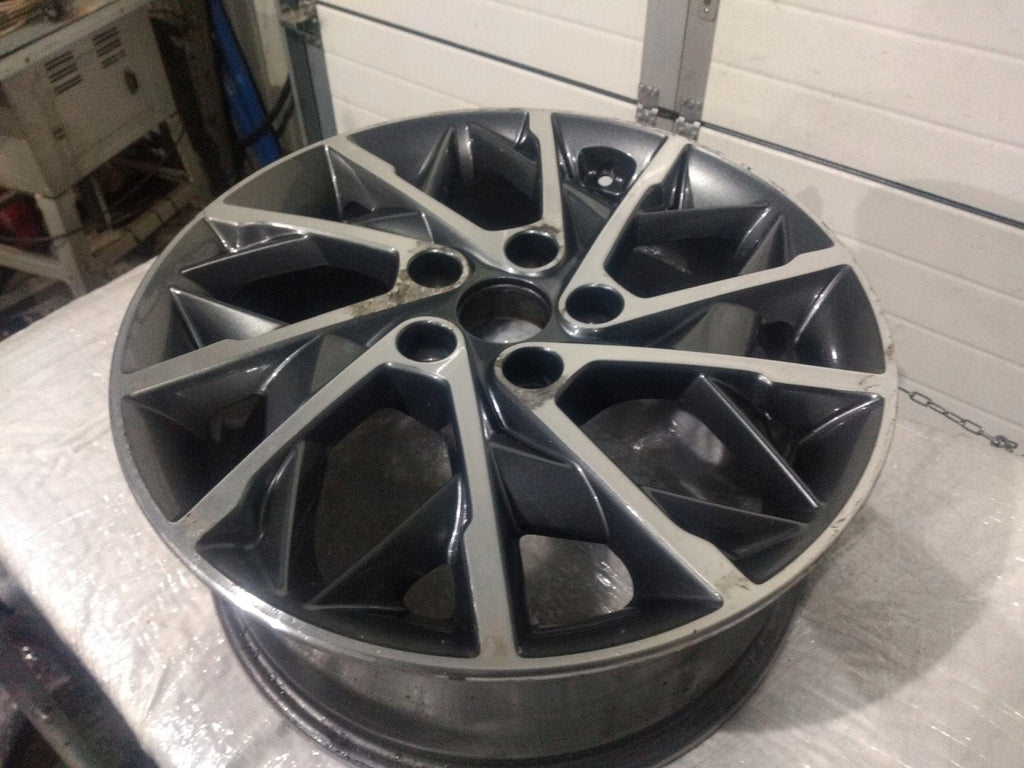 1x Alufelge 17 Zoll 7.0" 5x114.3 53ET Matt Silber 52910-F2CA0 Hyundai Elantra FEL1723378910ab