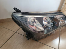 Laden Sie das Bild in den Galerie-Viewer, Frontscheinwerfer Toyota 81145-42572 Xenon Rechts Scheinwerfer Headlight