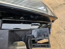 Laden Sie das Bild in den Galerie-Viewer, Frontscheinwerfer Skoda Octavia IV 5E4941009 Links Scheinwerfer Headlight SCH5602229180dm