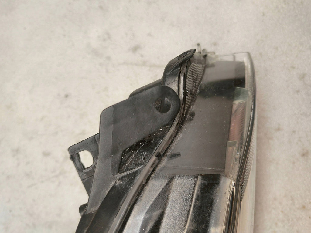 Frontscheinwerfer Toyota Yaris Rechts Scheinwerfer Headlight