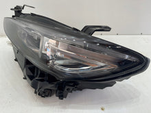 Laden Sie das Bild in den Galerie-Viewer, Frontscheinwerfer Mazda 6 Gj Links Scheinwerfer Headlight