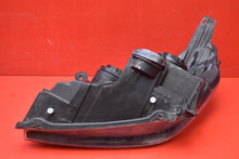 Laden Sie das Bild in den Galerie-Viewer, Frontscheinwerfer Opel Vectra C Ein Stück (Rechts oder Links) Headlight SCH5303118270rs