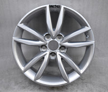 Load image into Gallery viewer, 1x Alufelge 17 Zoll 7.0" 5x114.3 45ET Glanz Silber PW457-05001 Toyota Avensis FEL6634118117gp