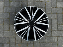 Load image into Gallery viewer, 1x Alufelge 16 Zoll 6.5&quot; 5x112 46ET Glanz Schwarz 5G0601025CD VW Golf Vii