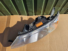 Laden Sie das Bild in den Galerie-Viewer, Frontscheinwerfer Mitsubishi Outlander I 5266091MH Links Scheinwerfer Headlight SCH4212281930ap