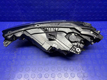 Laden Sie das Bild in den Galerie-Viewer, Frontscheinwerfer Audi A3 8Y0941036J Rechts Scheinwerfer Headlight SCH5498408339oj