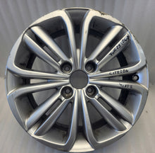 Load image into Gallery viewer, 1x Alufelge 16 Zoll 7.0" 4x108 29ET Glanz Silber 9670053177 Citroën C4 Ii FEL7758223558me