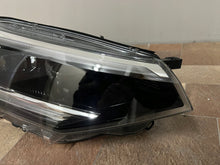 Laden Sie das Bild in den Galerie-Viewer, Frontscheinwerfer VW Taigo 2G7941035 Full LED Ein Stück (Rechts oder Links) SCH7220142662jx