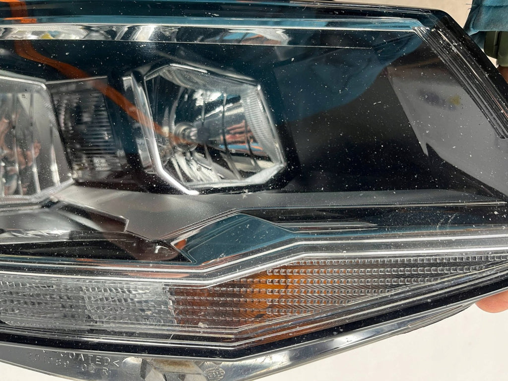 Frontscheinwerfer VW Caddy 2K1941006C Rechts Scheinwerfer Headlight SCH7646114335mv