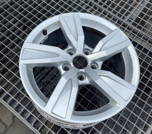 Load image into Gallery viewer, 1x Alufelge 16 Zoll 7.0&quot; 5x112 8W0601025A Audi A4 B9 Rim Wheel