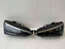 Laden Sie das Bild in den Galerie-Viewer, Frontscheinwerfer Skoda Scala 657941016A Ein Satz Scheinwerfer Headlight SCH3662646202kh