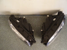 Laden Sie das Bild in den Galerie-Viewer, Frontscheinwerfer Mercedes-Benz H247 A2479063100 Ein Satz Scheinwerfer Headlight SCH5081121483bi