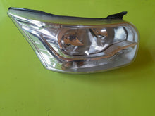 Laden Sie das Bild in den Galerie-Viewer, Frontscheinwerfer Ford Transit BK31-13D152-BG Rechts Scheinwerfer Headlight SCH4494752878el