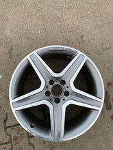 Load image into Gallery viewer, 1x Alufelge 19 Zoll 8.0" 5x112 A1564010600 Mercedes-Benz Gla Amg Rim Wheel FEL3926510857xv