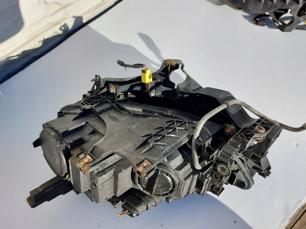 Frontscheinwerfer Audi A4 B8 8K0941004L 8K09410003L Rechts oder Links