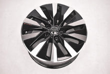 Laden Sie das Bild in den Galerie-Viewer, 1x Alufelge 18 Zoll 8.0&quot; 5x112 39ET Glanz Schwarz 4K0601025B Audi Rim Wheel