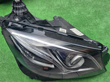 Laden Sie das Bild in den Galerie-Viewer, Frontscheinwerfer Mercedes-Benz W213 A2139069608KZ LED Rechts Headlight SCH4097506184wi