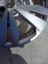 Laden Sie das Bild in den Galerie-Viewer, 1x Alufelge 19 Zoll 8.0&quot; 5x112 45ET 11A071499 VW Id.4 Rim Wheel