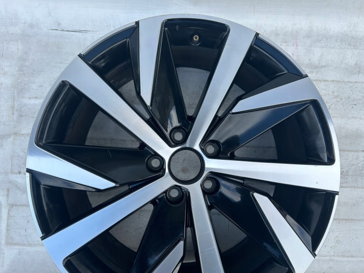 1x Alufelge 19 Zoll 8.0" 5x112 47ET Glanz 2GA601025T VW T-Roc Rim Wheel FEL3939489478aw