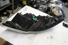 Laden Sie das Bild in den Galerie-Viewer, Frontscheinwerfer Renault Master III 260600049R Links Scheinwerfer Headlight SCH7278530603zf