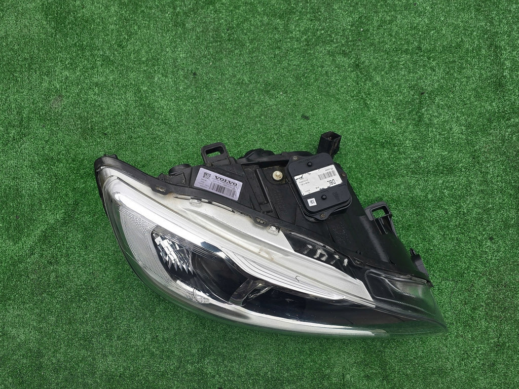 Frontscheinwerfer Volvo S60 V60 31420262 Bi-Xenon Rechts Scheinwerfer Headlight SCH9725324612rb